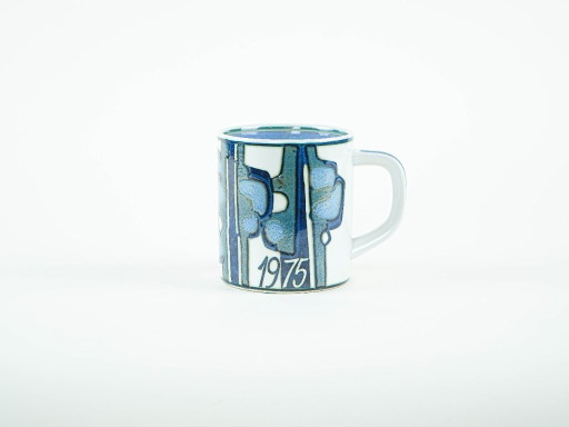Tazza in ceramica, design danese, 1975, designer: Bodil Buch, produttore: Royal Copenhagen