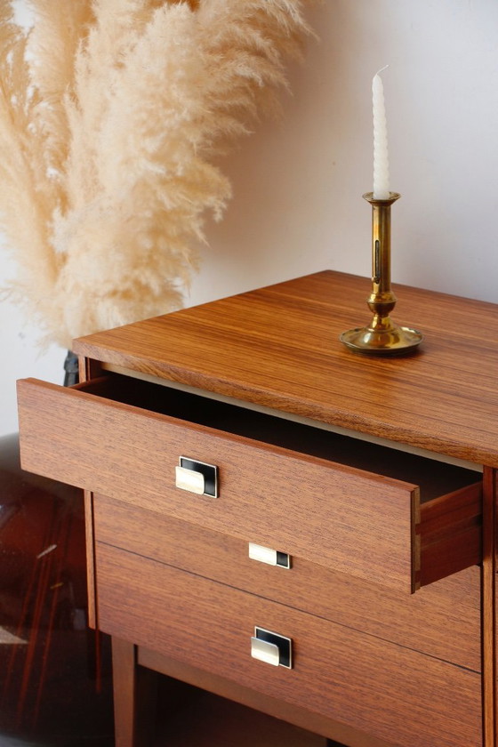 Image 1 of Vintage ladekast van teak en zebrano: elegantie uit de jaren 60
