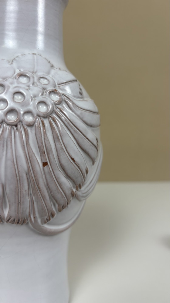 Vaso da fiori in ceramica vintage di Hannie Mein, design olandese. – Vasi (photo 7 of 12)