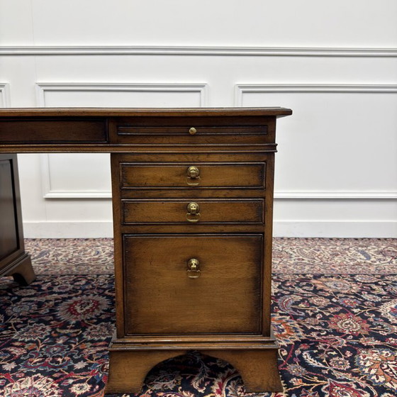 RAC Engels Chesterfield Bureau Groen Leder Eik – Royal Antique Collection, Leather, Wood (photo 11 of 20)