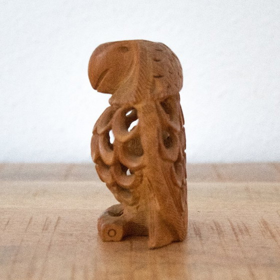Image 1 of Figura de búho tallada en madera: escultura de ave hecha a mano al estilo del arte popular Jali.