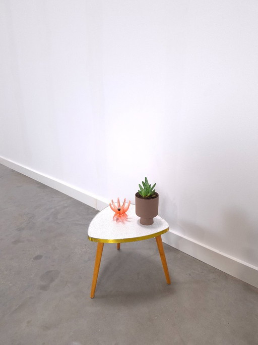 Vintage large triangular side table plant table with white grey formica top, Ka Lei, no. 9