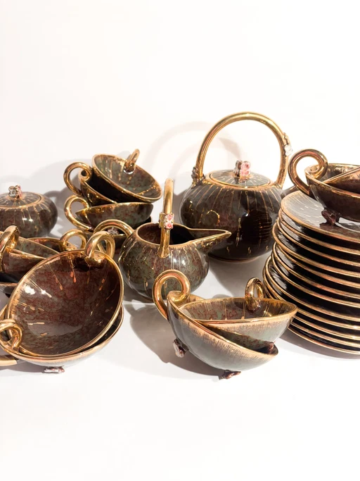 Set di dodici tazze in ceramica dipinte a mano da Osvaldo Dolci per Gualdo Tadino, anni '40. (photo 2 of 15)