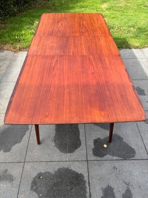 Table à manger extensible Louis van Teeffelen Wébé