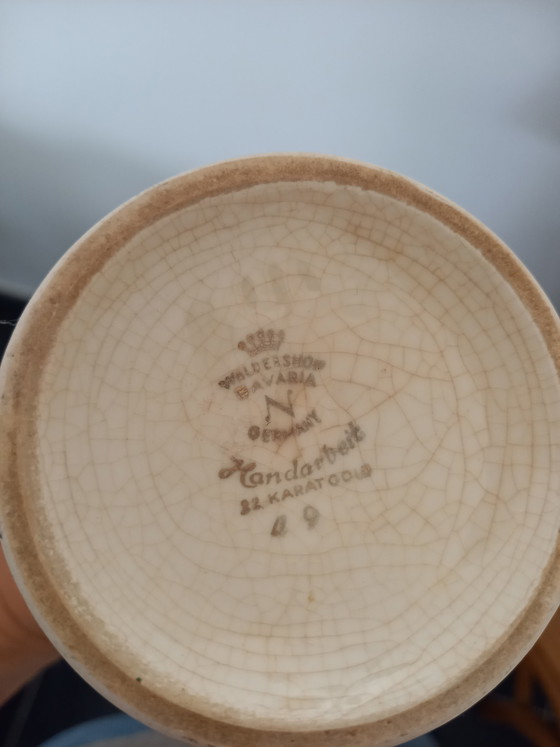 Image 1 of Wunderschöne kleine Porzellanvase