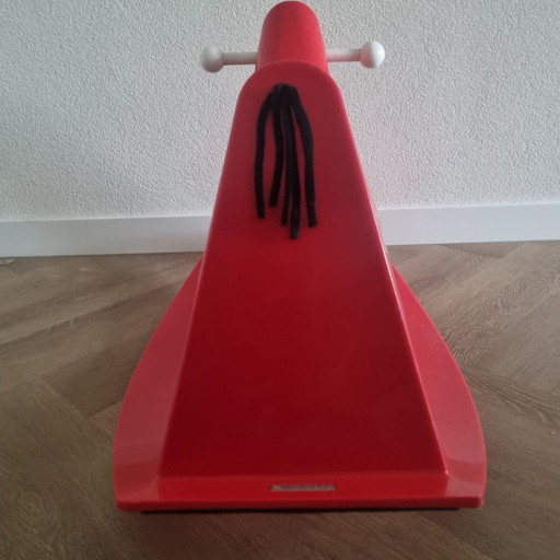 Wilkhahn "Schaukelplastik" dessin Walter Papst. 