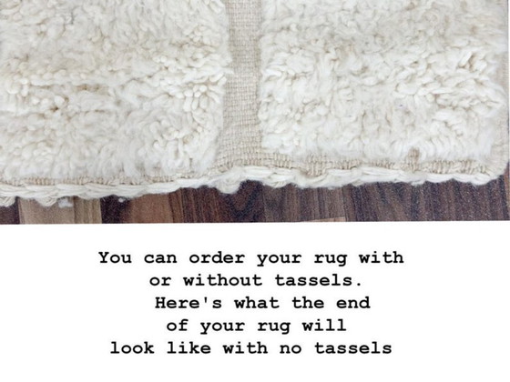 Image 1 of Moroccan rug in natural wool, 250cm x 150cm