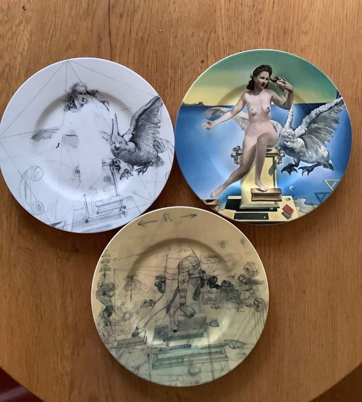 Drei Teller Villeroy&Boch Salvador Dalí.