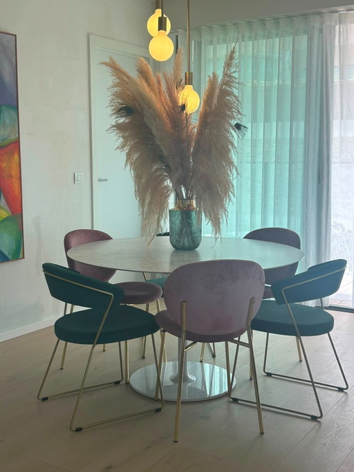 Set mit 6 Designer-Esszimmerstühlen
