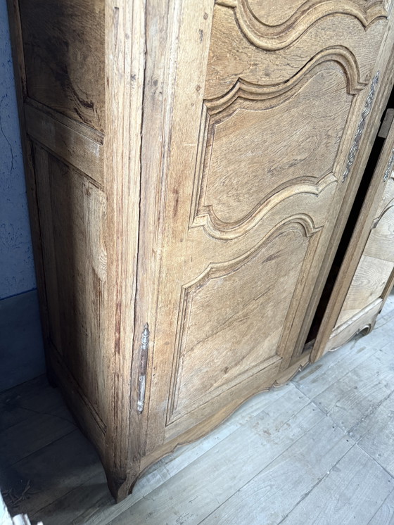 Image 1 of Armadio antico francese in rovere fine 800