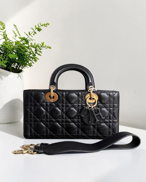 DIOR D-JOY MEDIUM - PELLE DI AGNELLO CANNAGE, NERA, FERRAMENTA DORATA