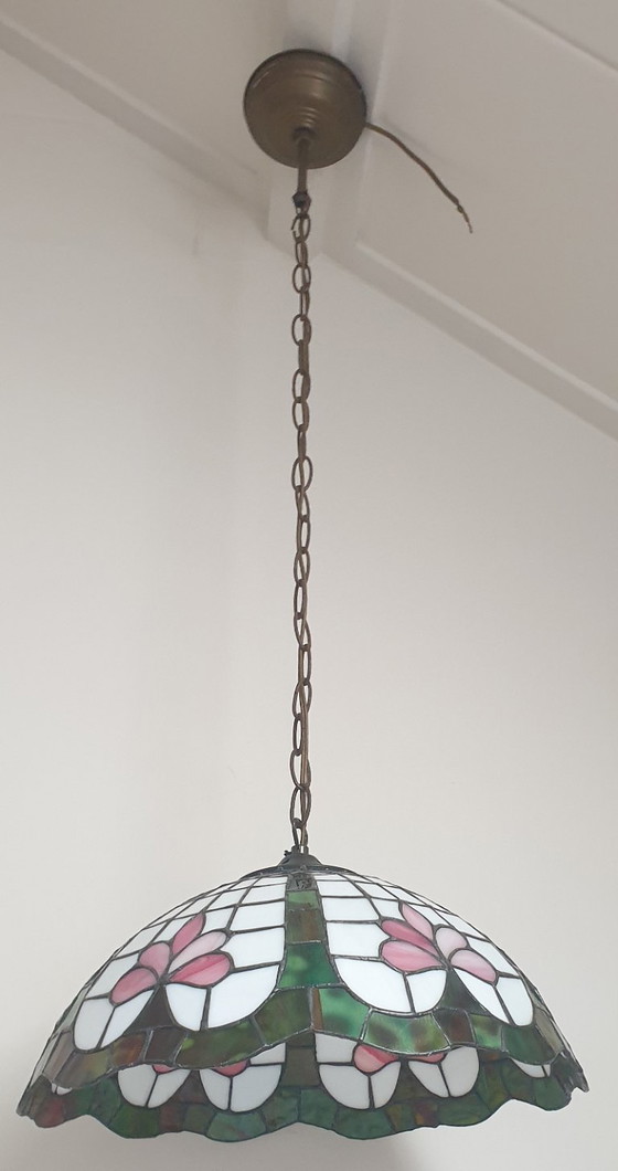 Stained Glass - Tiffany Style Lotus Flower Pendant Lamp (photo 35 of 65)