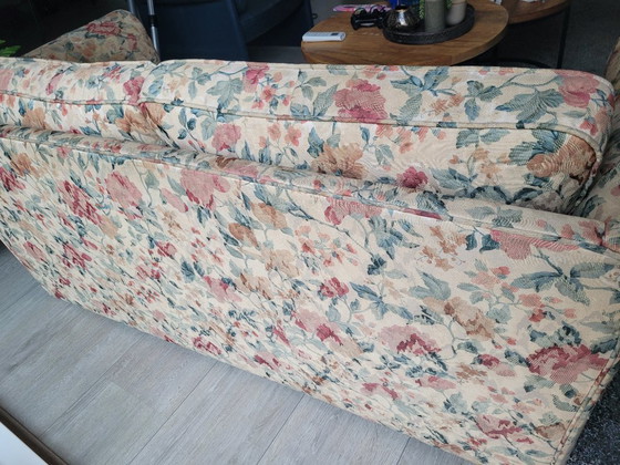 Image 1 of 2-seater sofa
