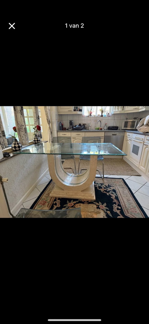 Beautiful table with chairs