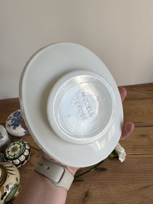 Piatto per dolciumi in vetro opalino vintage