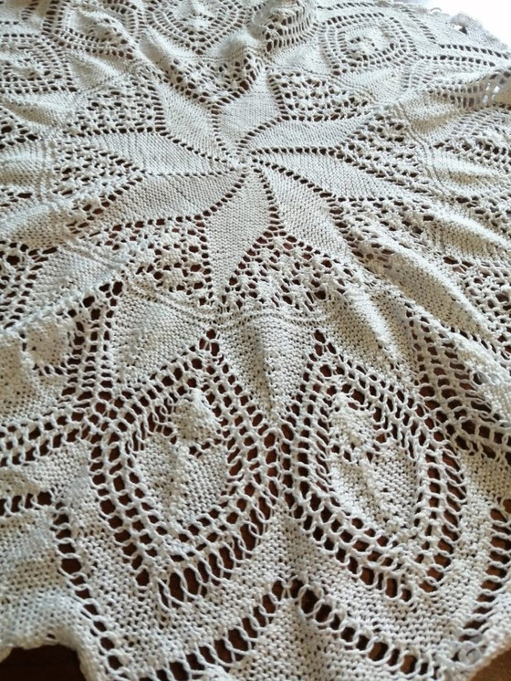 Image 1 of Centrino pizzo, lavorato a mano diametro 50 anni 40’ Italia