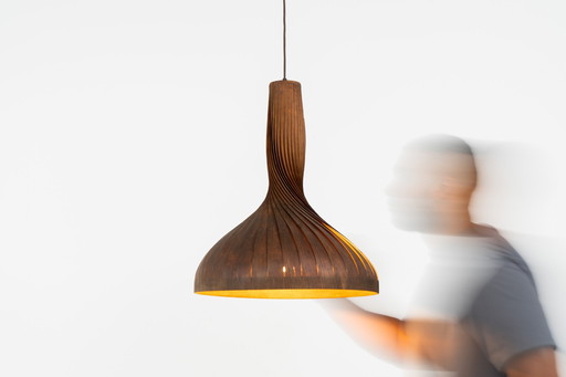 Grande lampe suspendue en pin par Hans-Agne Jakobsson pour Ellysett Markaryd (Suède, années 1960).