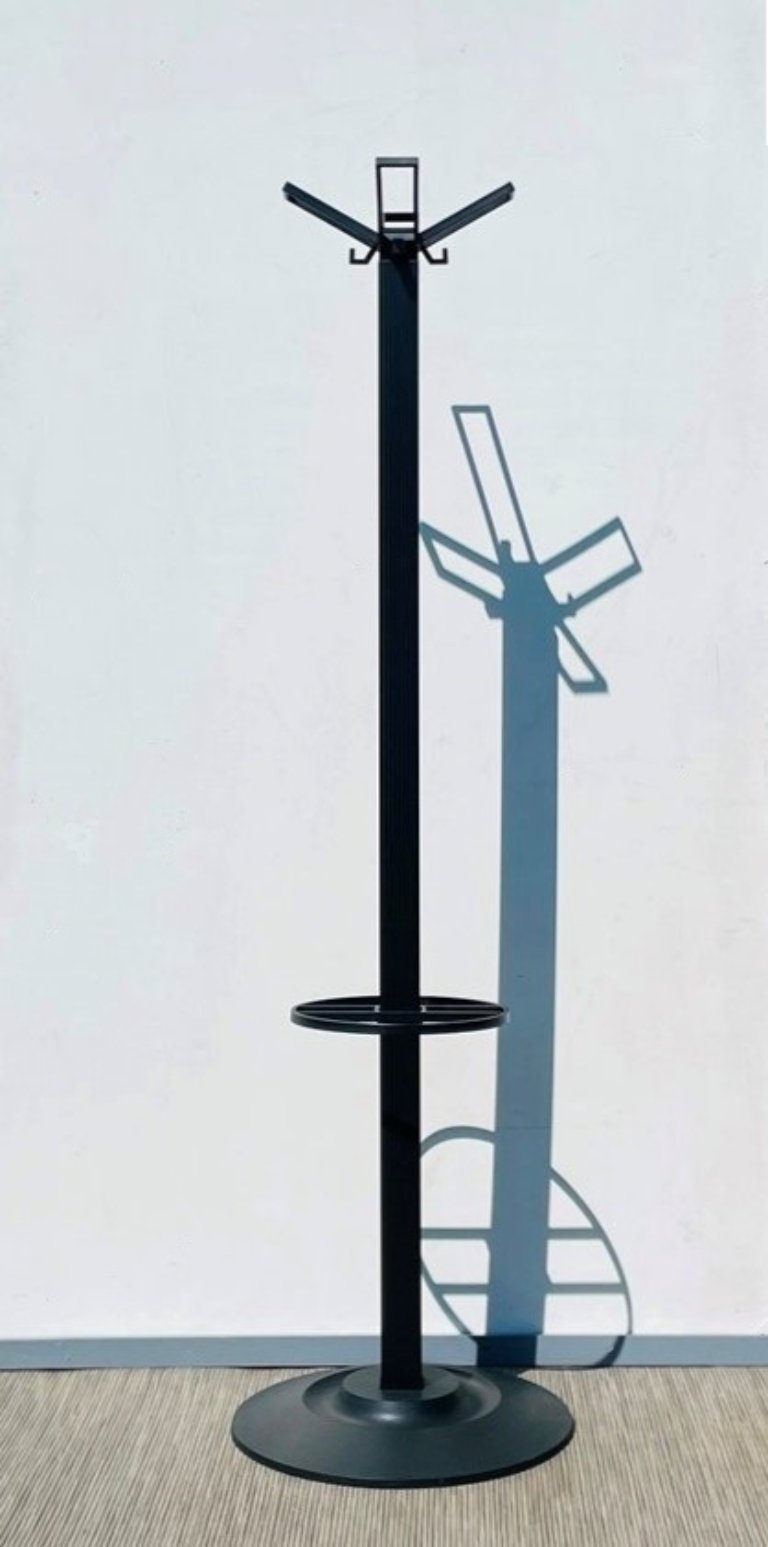 Kartell Coat Rack by Michele De Lucchi & Tadao Takaichi. Vintage