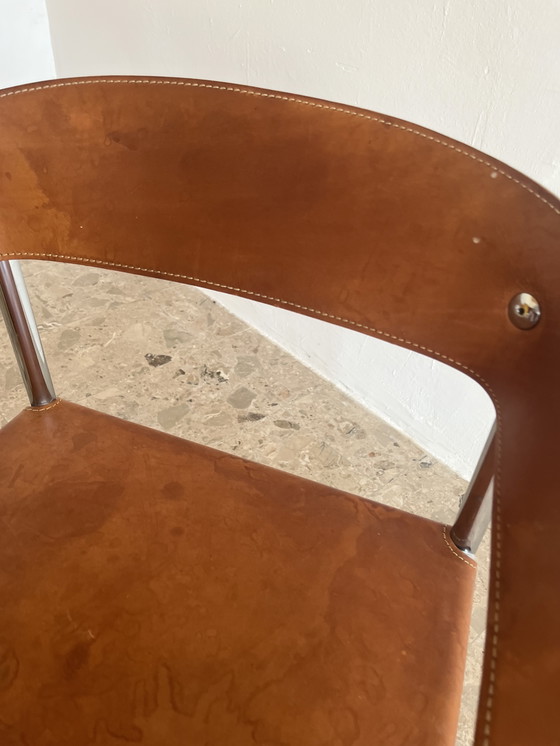 Image 1 of 2x Originele "Italiaans Modernisme jaren 70" fauteuil, verchroomd buisvormig staal, leer!