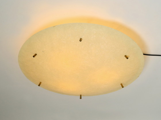 Image 1 of Äußerst seltene große runde Mid Century Modern Deckenleuchte aus Fiberglas | Ø 55 cm | Ø 21.65"