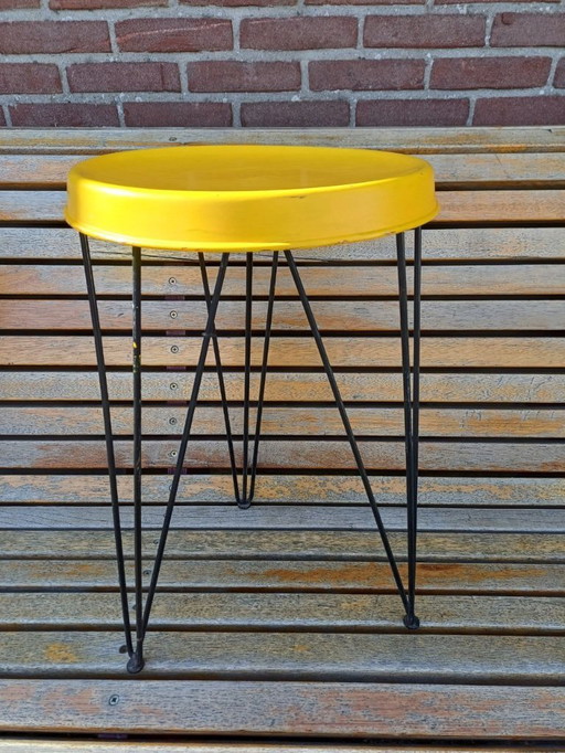 Tjerk Reijenga metal stool Pilastro