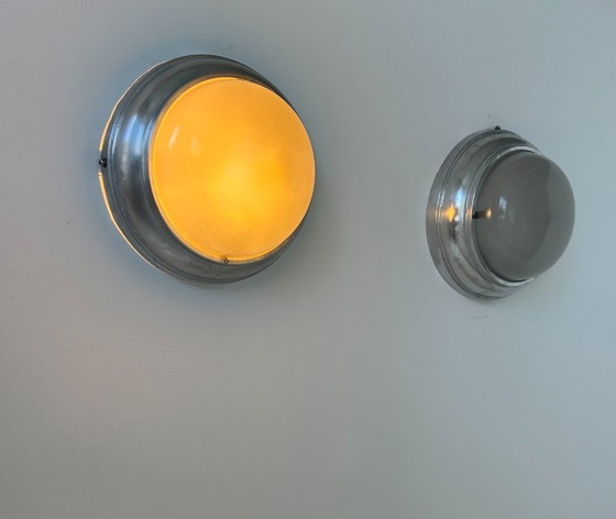 Image 1 of Paar vintage art deco wandlampen, chroom en gezandstraald glas, Frankrijk 1930