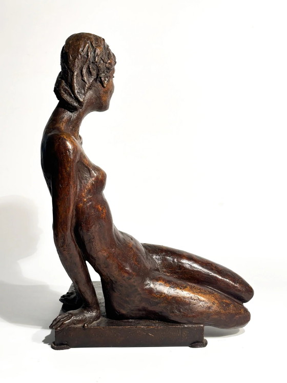 1920s Italian Bronze Sculpture of a Lady (photo 11 of 11)
