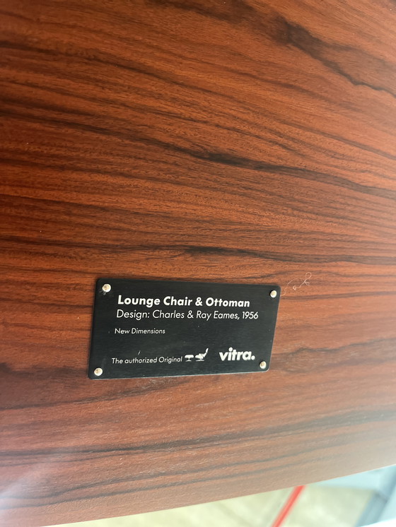 Image 1 of Vitra Eames Lounge Chair Incl. Ottoman - Palisander - Nero F Leder