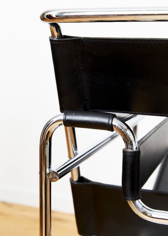 Image 1 of Chaise Wassily conçue par Marcel Breuer pour Knoll International