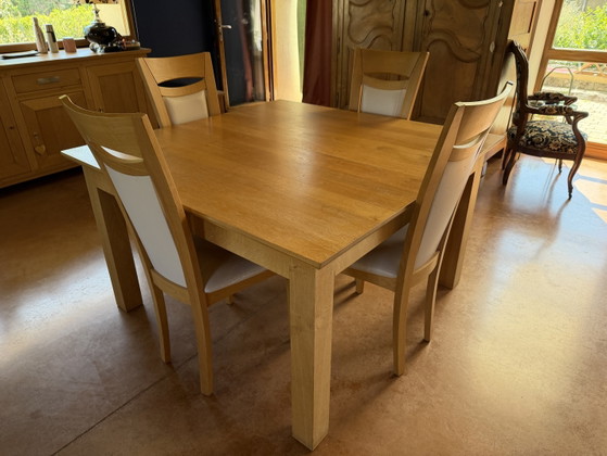 Image 1 of Handcrafted solid oak dining table + 4 chairs + 2 extensions