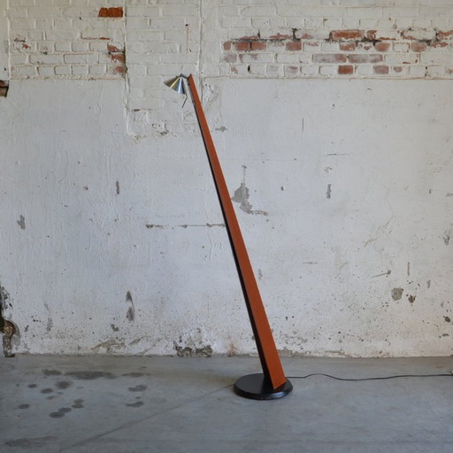 1x Epilog Stehleuchte