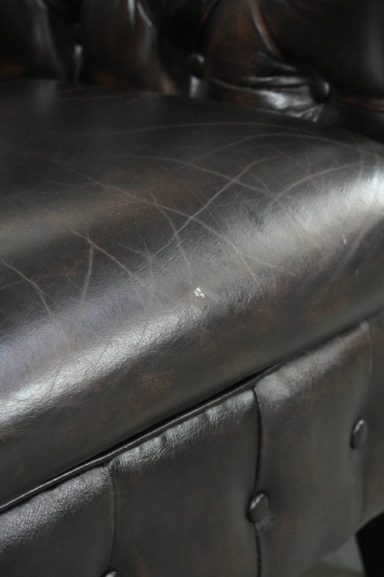 Image 1 of 2 sillones club Chesterfield de piel de vacuno oscura de estilo inglés