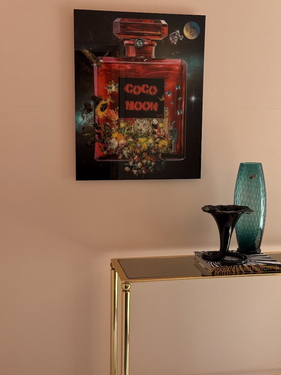 Image 1 of Artwork Coco Moon N*5 - Artist Van Apple.