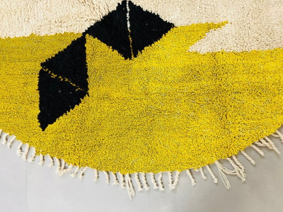 Image 1 of Round Beni ourain rug, Authentic Moroccan rug, Yellow and White Rug, Genuine Wool rug, Handmade rug 200cm