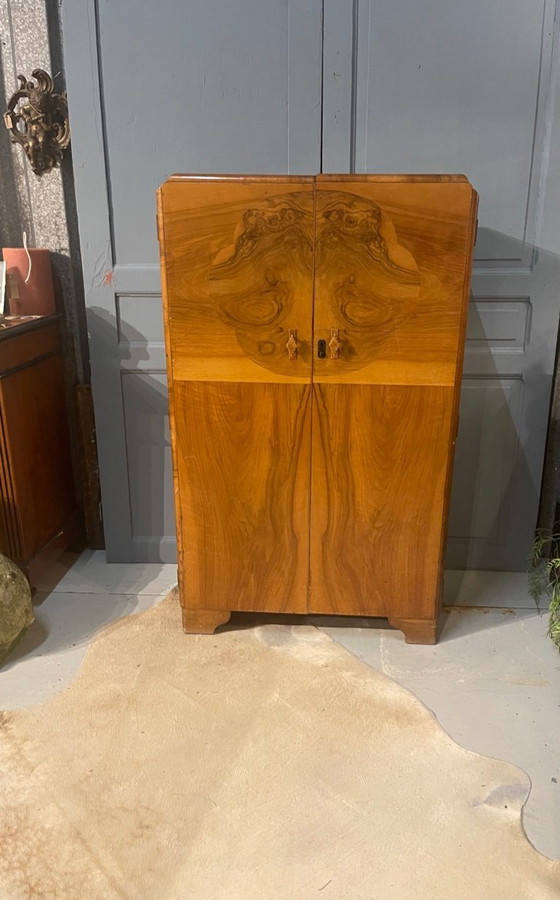 Image 1 of Armoire Art Déco - Garçon haut