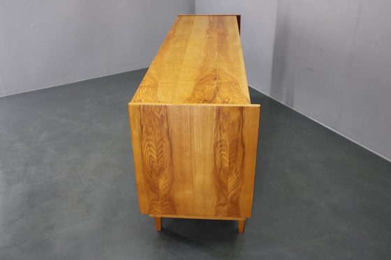 Image 1 of 1960s Czechoslovakian Maple Veneer Sideboard, High Gloss Finish