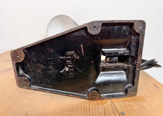 Image 1 of Vintage Duitse Bauhaus Petroleum Emaille Tafellamp van Schaco, jaren 30