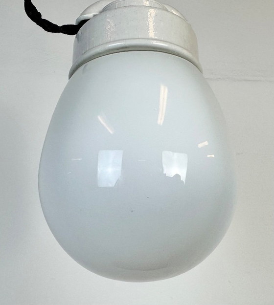 Image 1 of Vintage witte porseleinen hanglamp, jaren 70