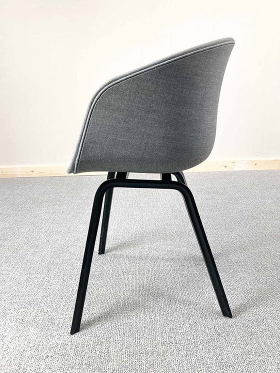 Image 1 of Hay Aac23 Meeting Chair