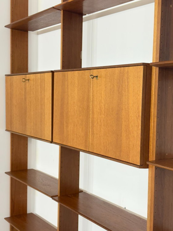 Modulares Mid-Century Wandregal von interna / Teak-Regalsystem 60er Jahre – Wood (photo 21 of 21)