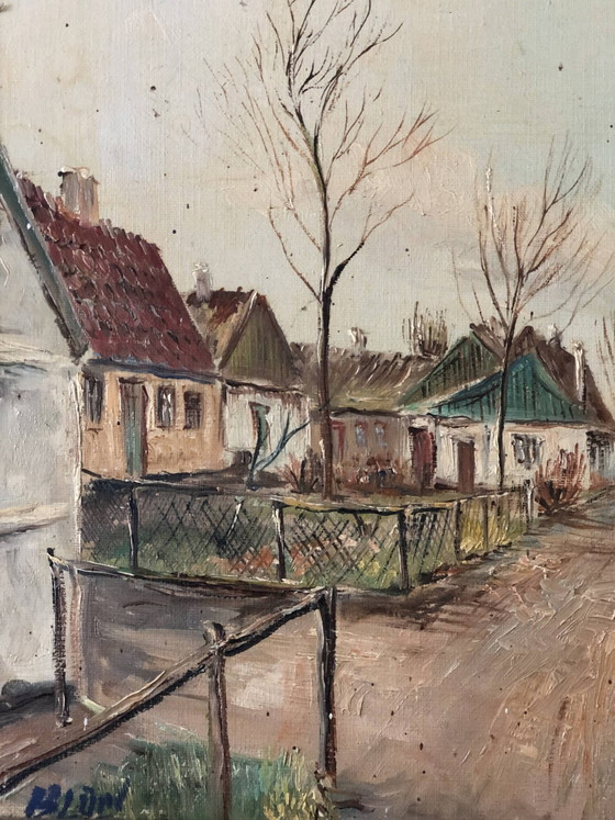 Image 1 of Peinture à l'huile originale représentant un village européen vintage avec des cottages, vers 1940