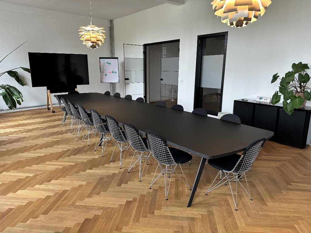Mesa de conferencias modular Ray Table Flex (de Brunner) | €7,000 | Whoppah