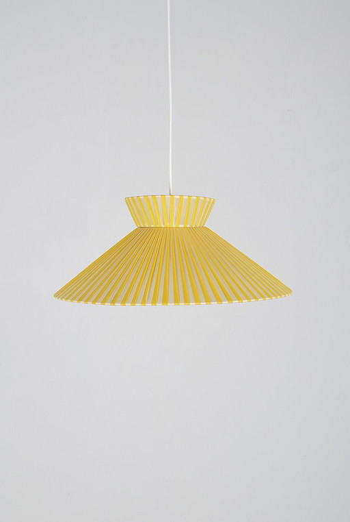 Vintage hanging lamp