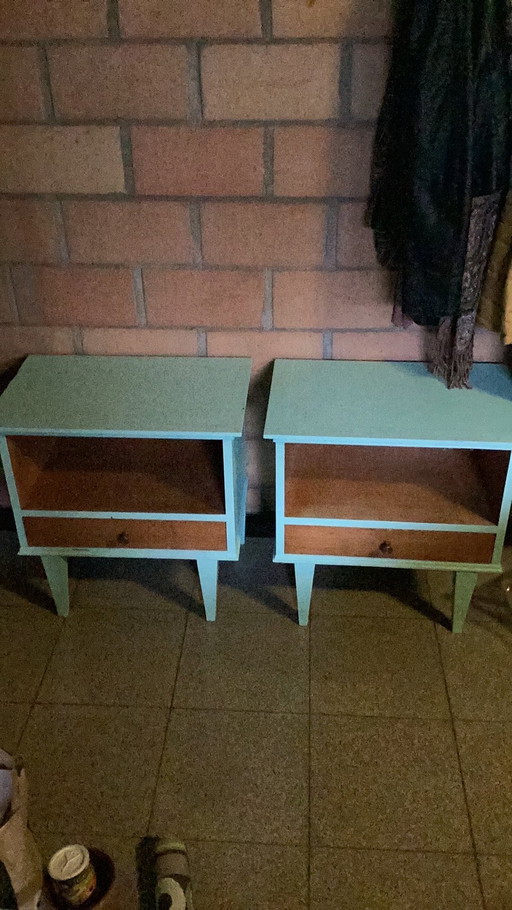 Retro nacht/bijzettafeltjes