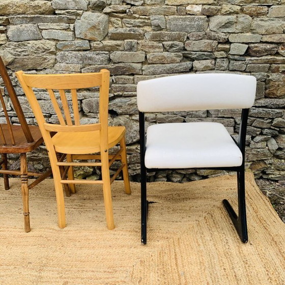 Image 1 of Satz von 4 ungleichen Stühlen