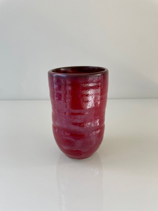 Magenta design vase by Des Pots Ceramica