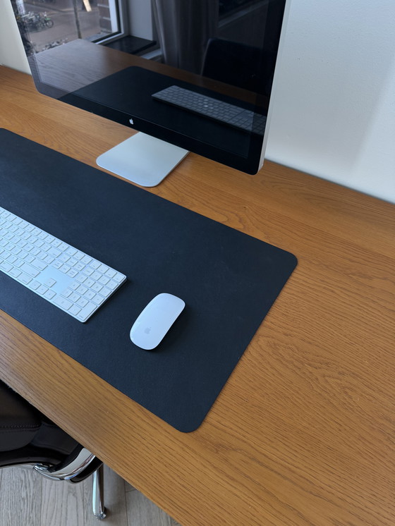 Image 1 of Wunderschöner Schreibtisch aus Holz – Made.com