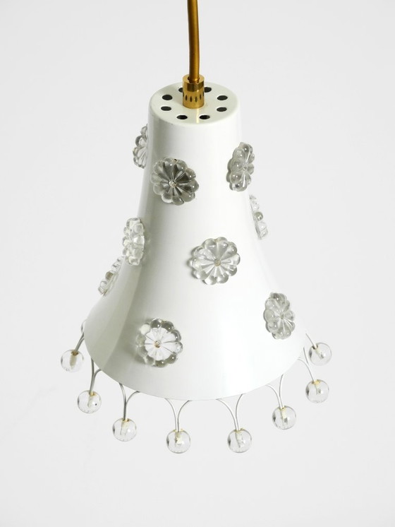 Image 1 of Wunderschöne kleine Pendelleuchte aus Metall im Stil der 50er-Jahre von Emil Stejnar in Trompetenform