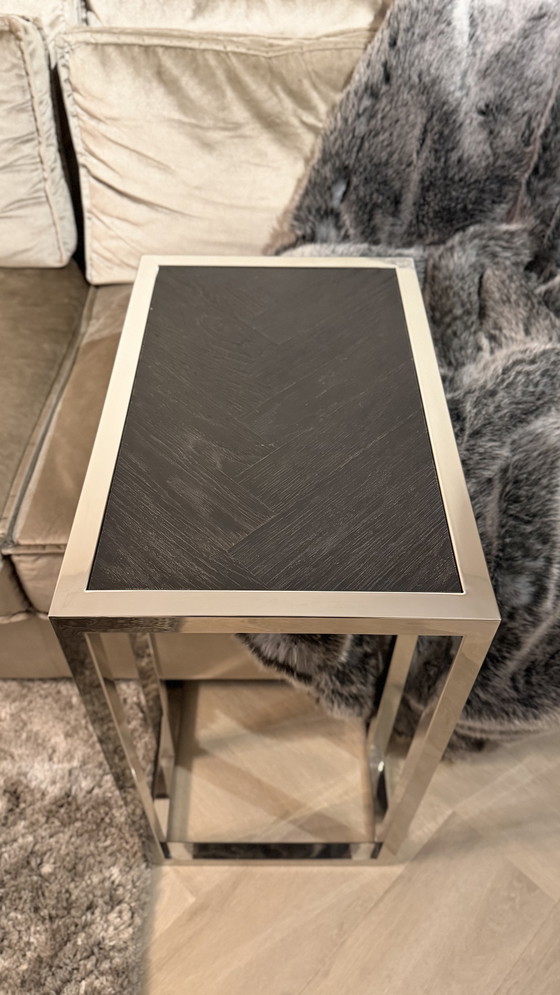 Image 1 of Richmond Interiors Beistelltisch – Luxuriöses Designobjekt