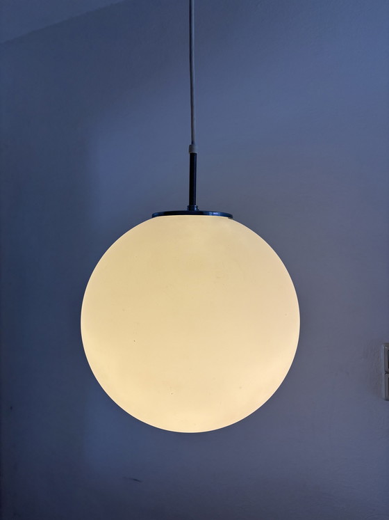 Image 1 of Glashütte Limburg plafondlamp opaalglas met extra bol
